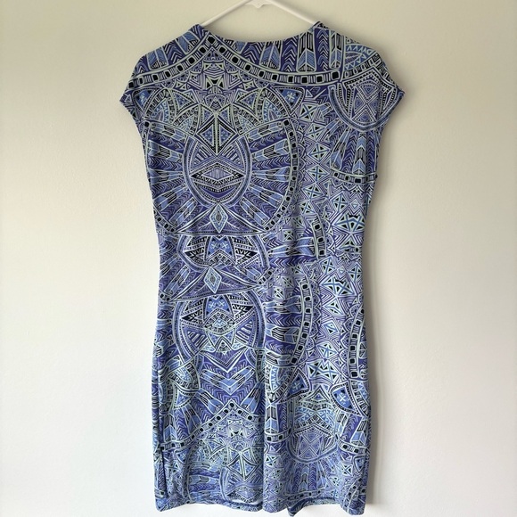 Title Nine Diamalete V-neck Geometric Aztec Print Mini Athletic Golf Dress - Picture 8 of 9